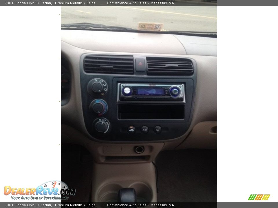 2001 Honda Civic LX Sedan Titanium Metallic / Beige Photo #16