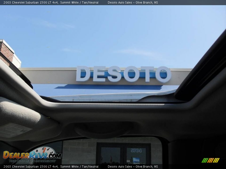 2003 Chevrolet Suburban 1500 LT 4x4 Summit White / Tan/Neutral Photo #14