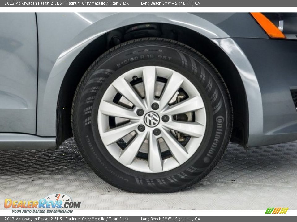 2013 Volkswagen Passat 2.5L S Platinum Gray Metallic / Titan Black Photo #8