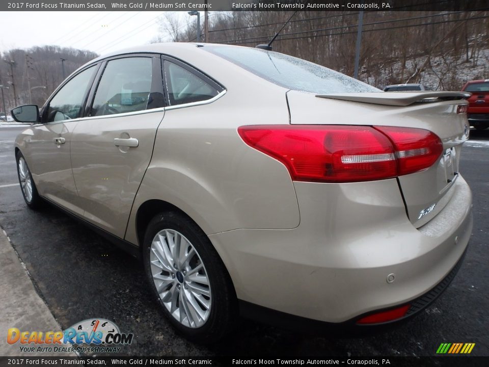 2017 Ford Focus Titanium Sedan White Gold / Medium Soft Ceramic Photo #4