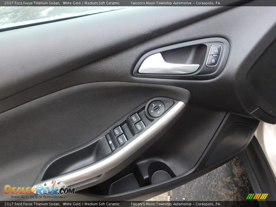 2017 Ford Focus Titanium Sedan White Gold / Medium Soft Ceramic Photo #19