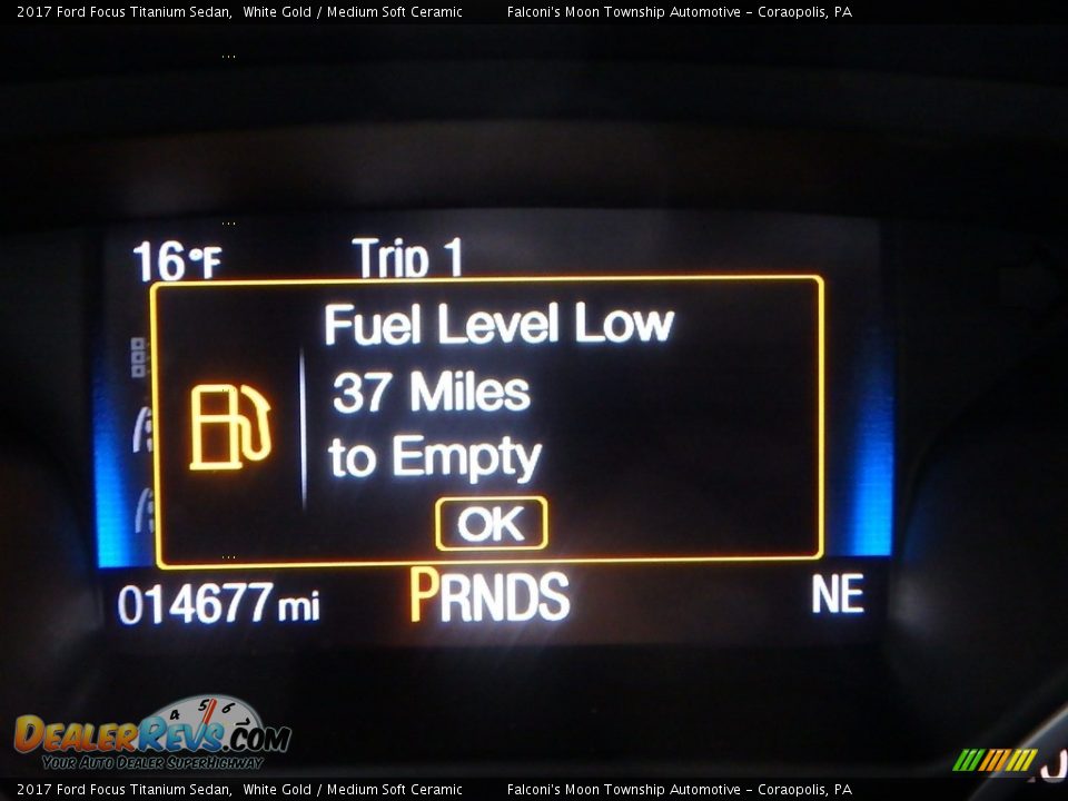 2017 Ford Focus Titanium Sedan White Gold / Medium Soft Ceramic Photo #24