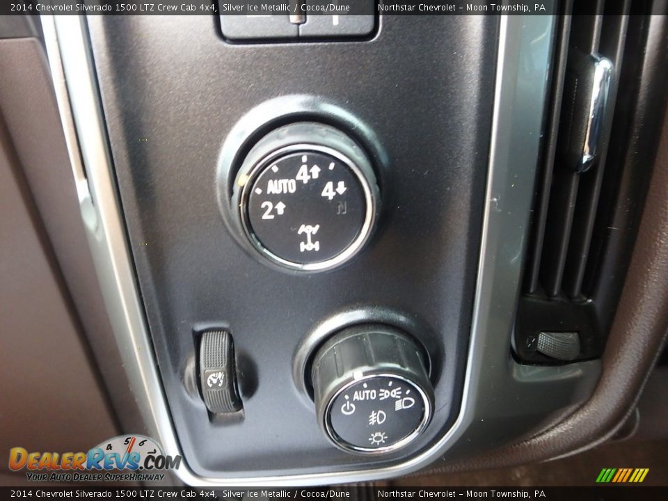 2014 Chevrolet Silverado 1500 LTZ Crew Cab 4x4 Silver Ice Metallic / Cocoa/Dune Photo #26