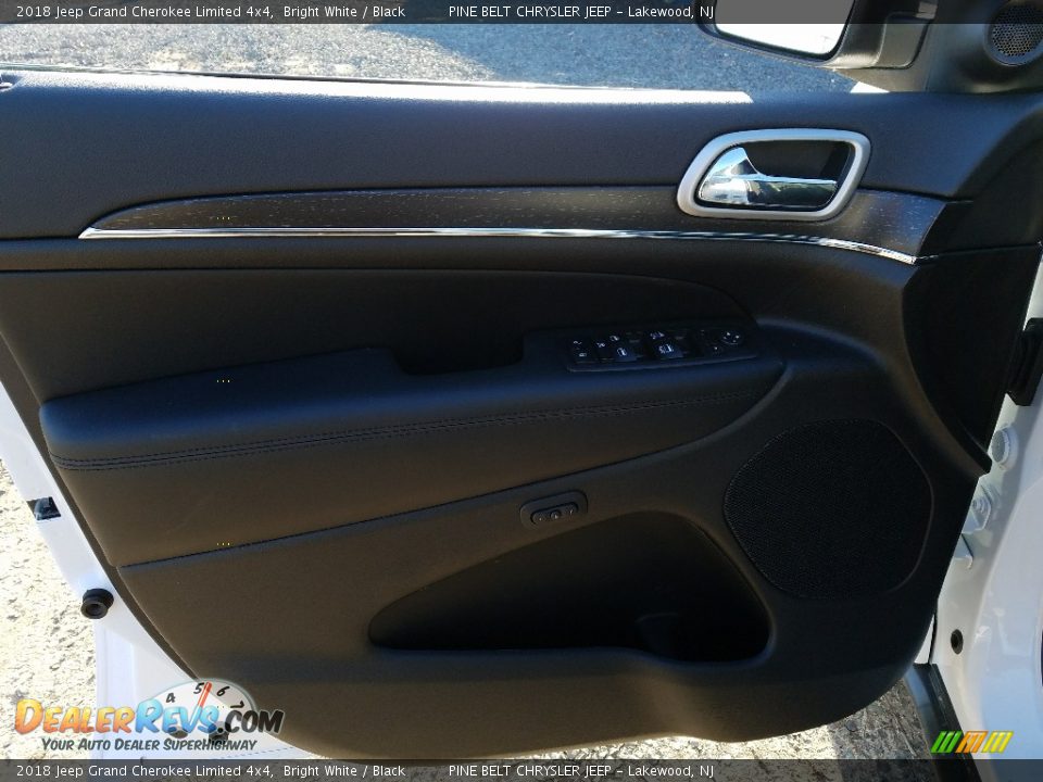 2018 Jeep Grand Cherokee Limited 4x4 Bright White / Black Photo #6