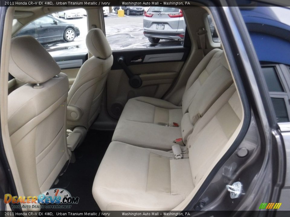 2011 Honda CR-V EX 4WD Urban Titanium Metallic / Ivory Photo #21