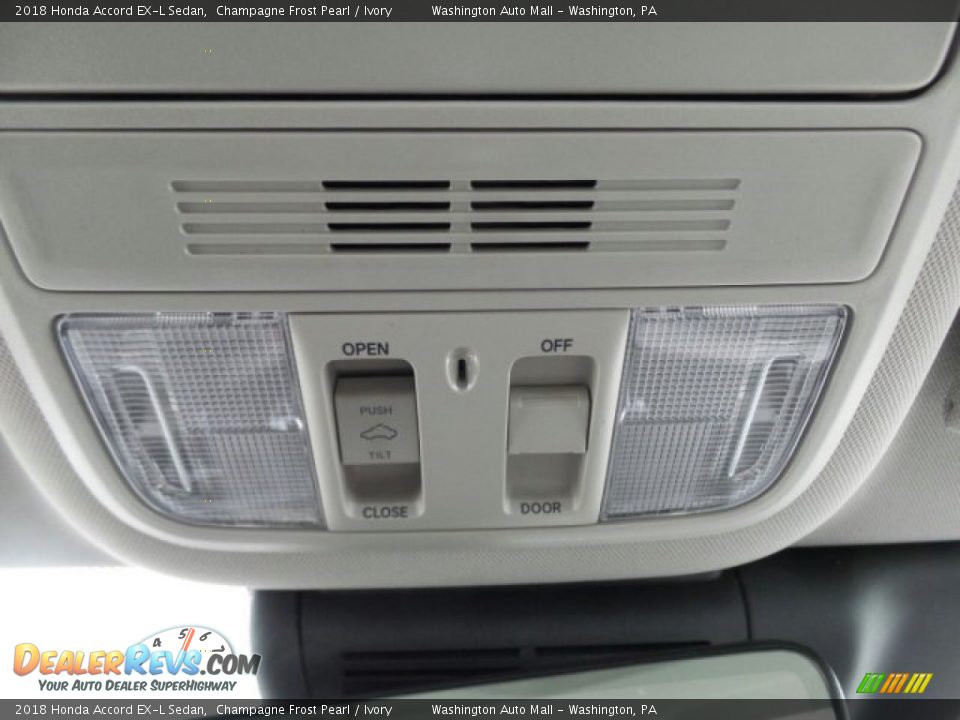 2018 Honda Accord EX-L Sedan Champagne Frost Pearl / Ivory Photo #24