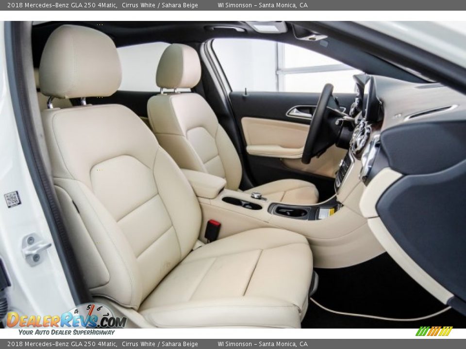 2018 Mercedes-Benz GLA 250 4Matic Cirrus White / Sahara Beige Photo #2