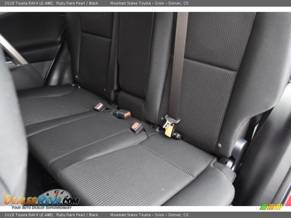 2018 Toyota RAV4 LE AWD Ruby Flare Pearl / Black Photo #7