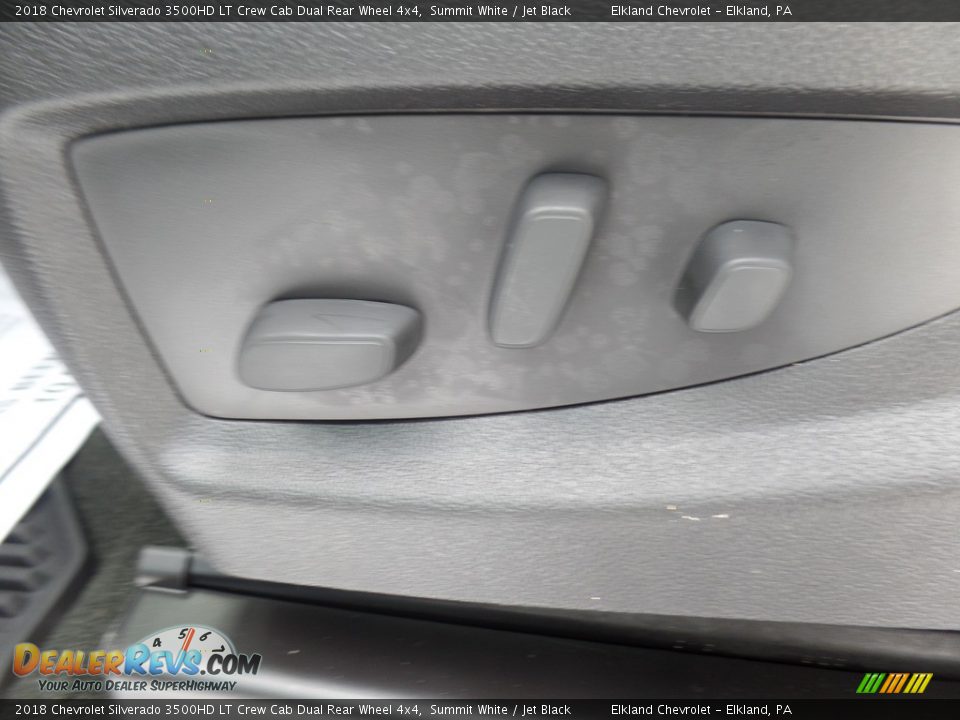 2018 Chevrolet Silverado 3500HD LT Crew Cab Dual Rear Wheel 4x4 Summit White / Jet Black Photo #22