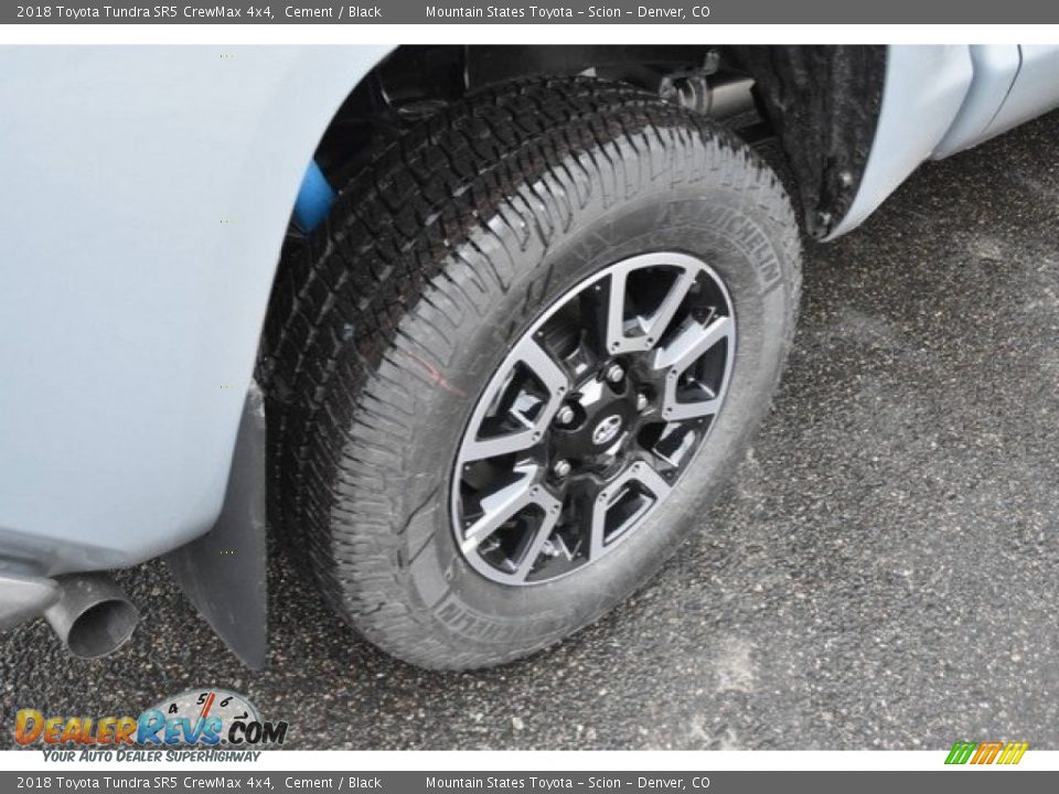 2018 Toyota Tundra SR5 CrewMax 4x4 Cement / Black Photo #9