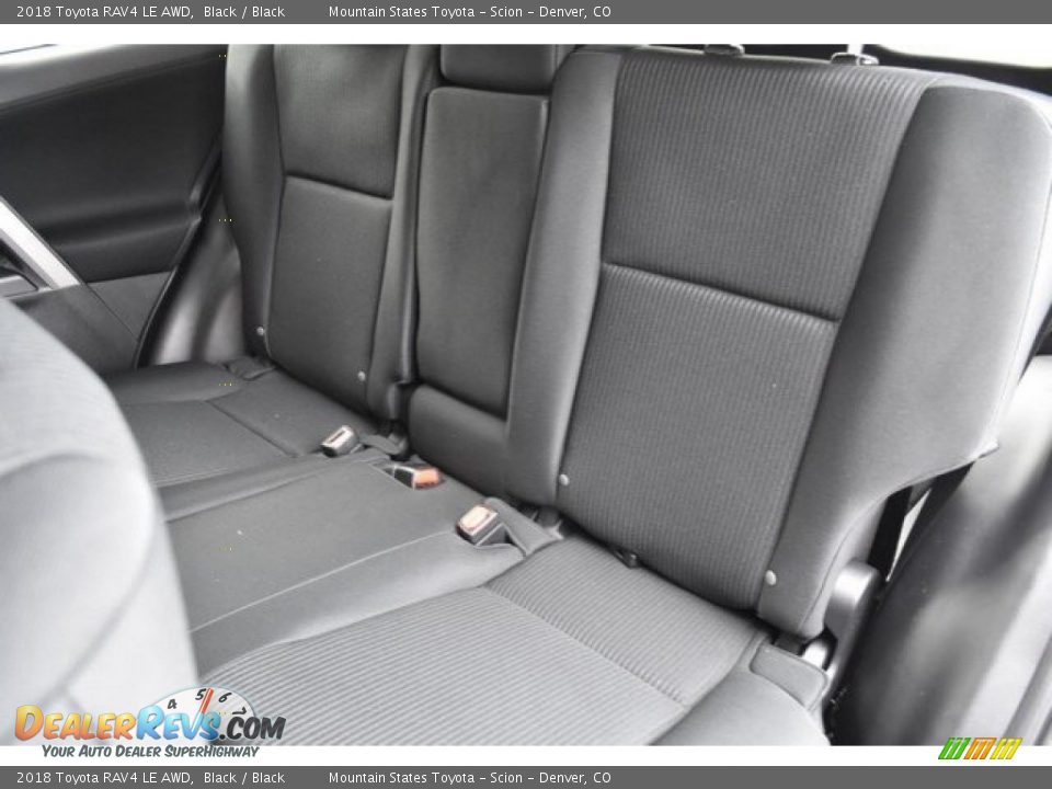 2018 Toyota RAV4 LE AWD Black / Black Photo #7
