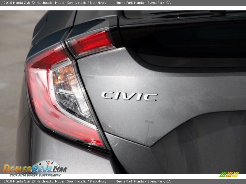 2018 Honda Civic EX Hatchback Modern Steel Metallic / Black/Ivory Photo #3
