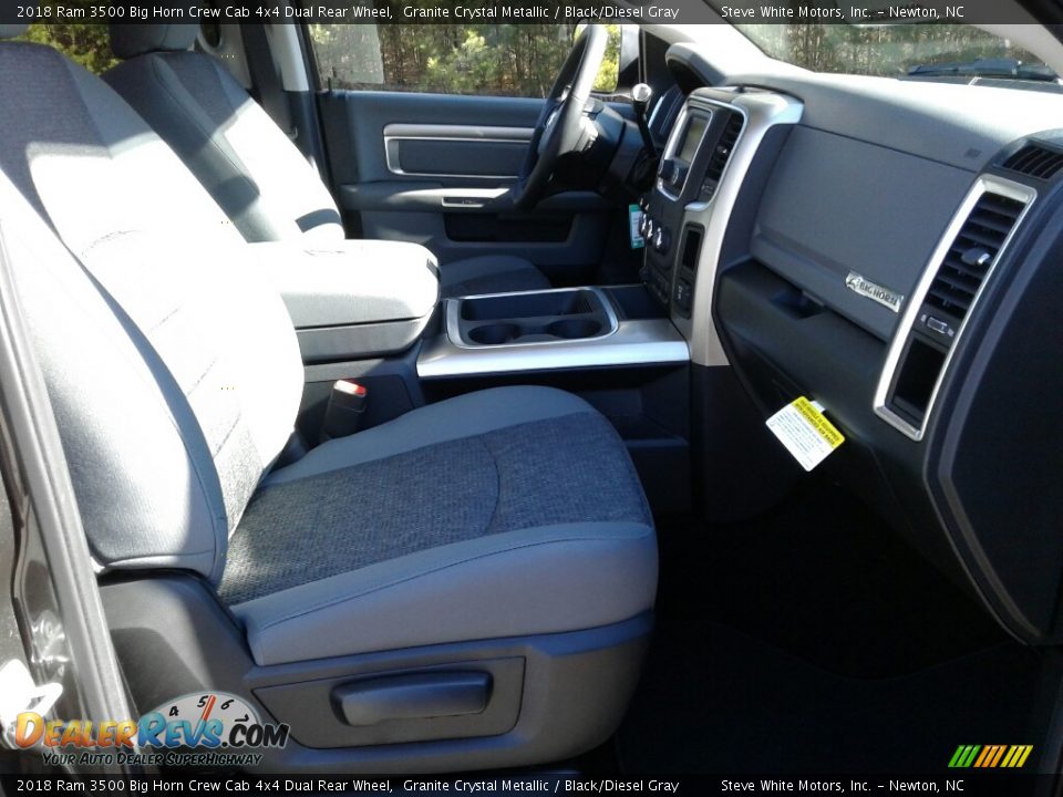 2018 Ram 3500 Big Horn Crew Cab 4x4 Dual Rear Wheel Granite Crystal Metallic / Black/Diesel Gray Photo #14