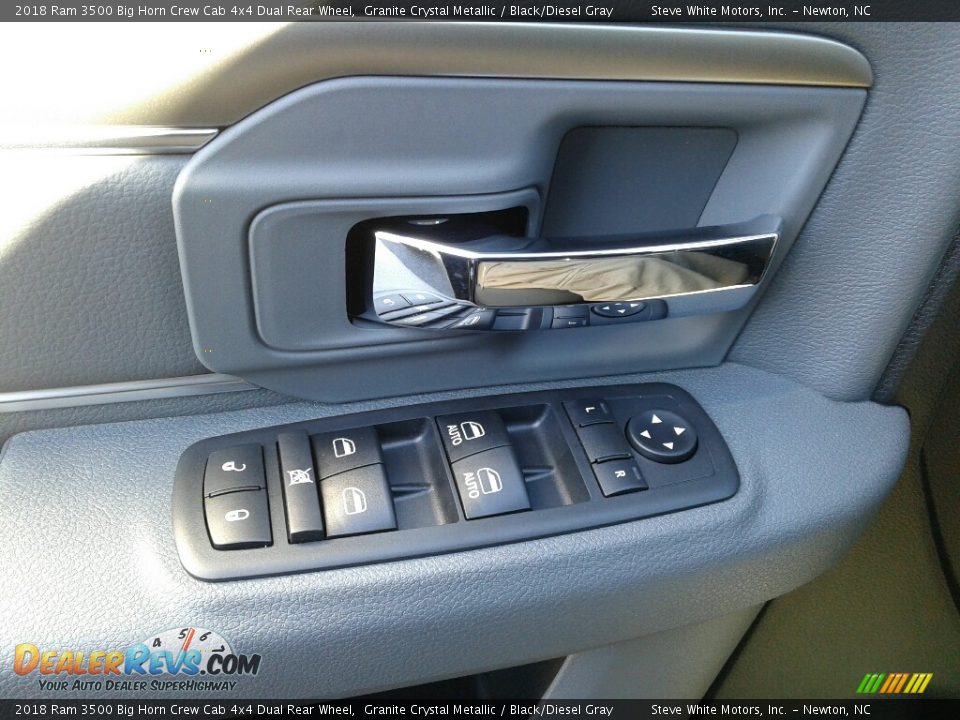 2018 Ram 3500 Big Horn Crew Cab 4x4 Dual Rear Wheel Granite Crystal Metallic / Black/Diesel Gray Photo #15