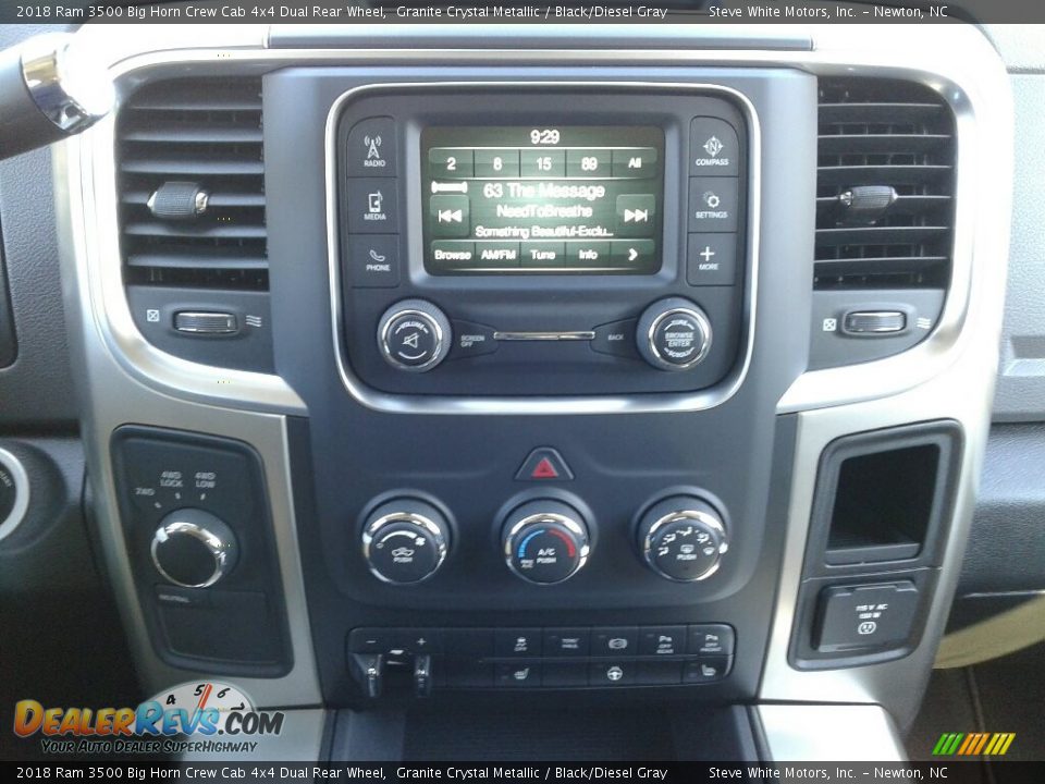 2018 Ram 3500 Big Horn Crew Cab 4x4 Dual Rear Wheel Granite Crystal Metallic / Black/Diesel Gray Photo #20