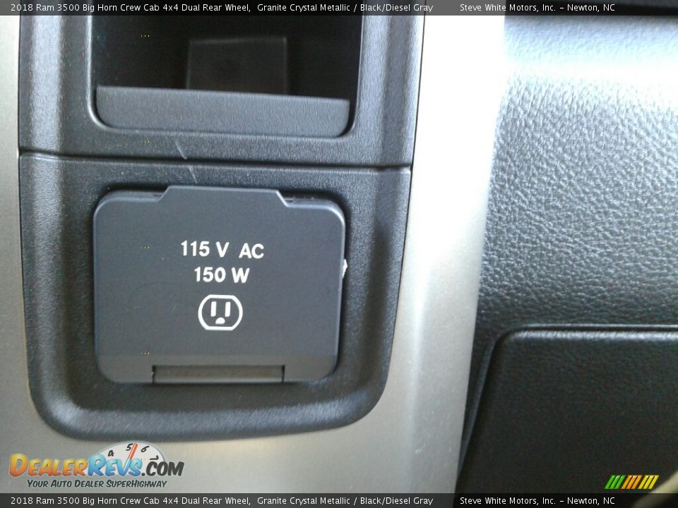 2018 Ram 3500 Big Horn Crew Cab 4x4 Dual Rear Wheel Granite Crystal Metallic / Black/Diesel Gray Photo #25