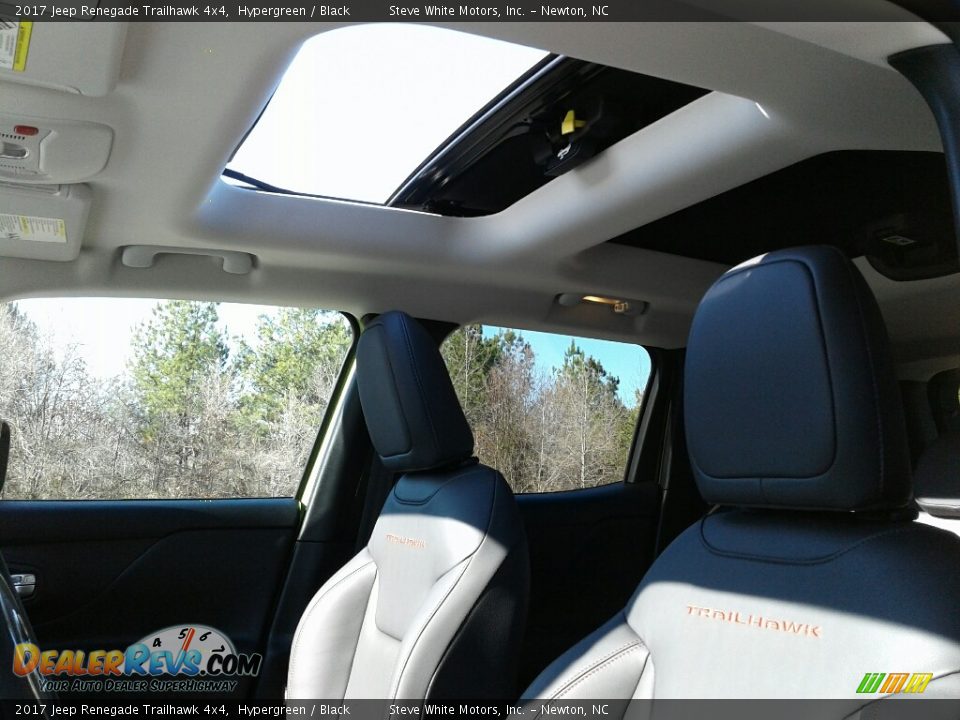 2017 Jeep Renegade Trailhawk 4x4 Hypergreen / Black Photo #9