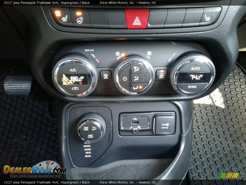 2017 Jeep Renegade Trailhawk 4x4 Hypergreen / Black Photo #24