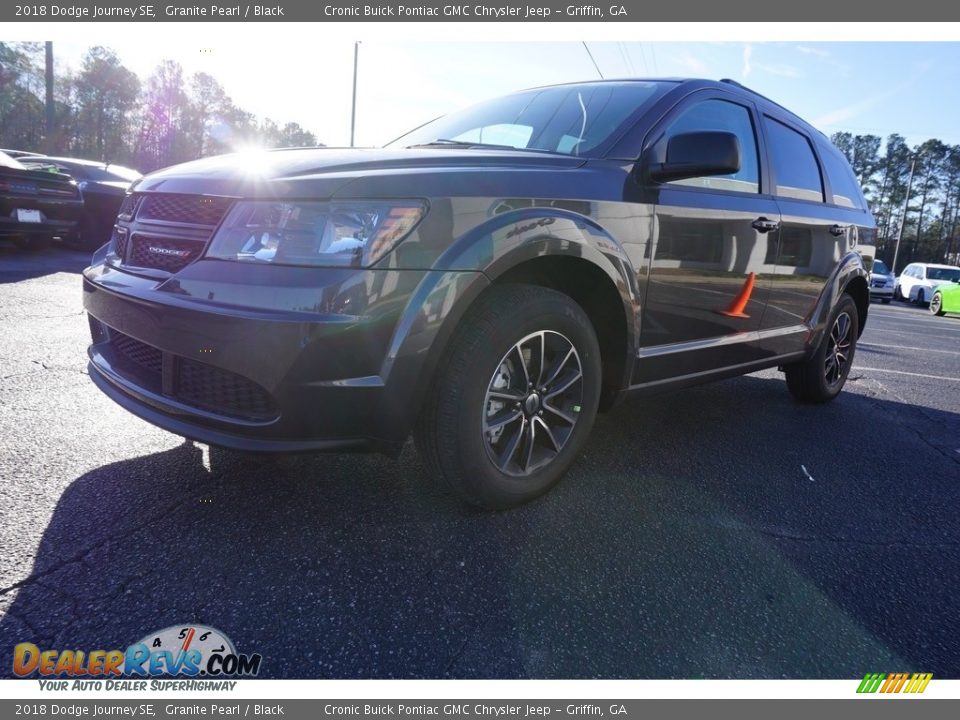 2018 Dodge Journey SE Granite Pearl / Black Photo #3