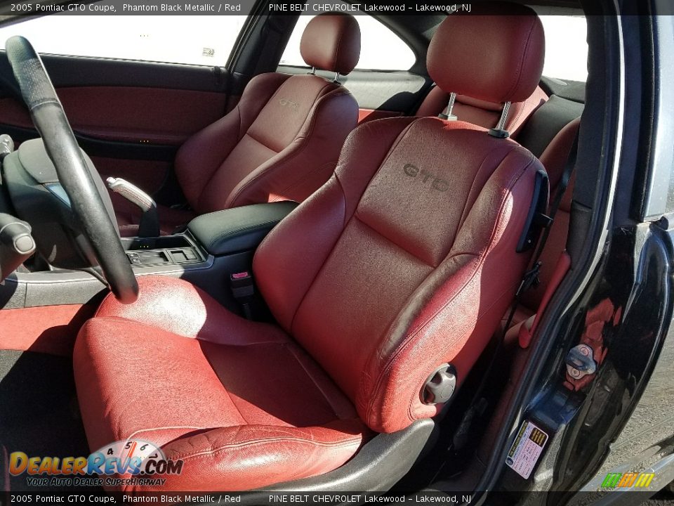 2005 Pontiac GTO Coupe Phantom Black Metallic / Red Photo #3
