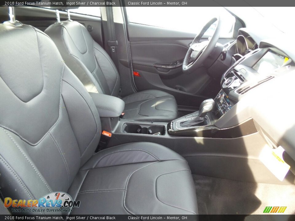 2018 Ford Focus Titanium Hatch Ingot Silver / Charcoal Black Photo #4
