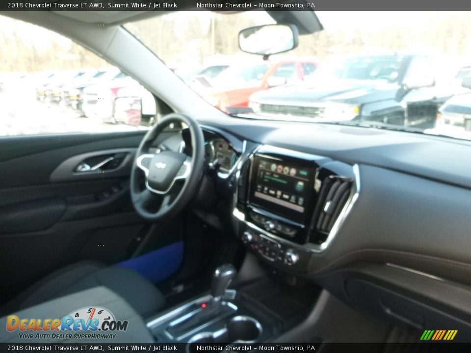 2018 Chevrolet Traverse LT AWD Summit White / Jet Black Photo #10