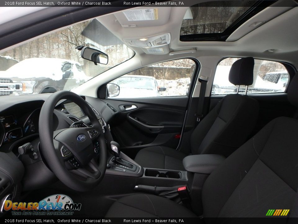 Front Seat of 2018 Ford Focus SEL Hatch Photo #11