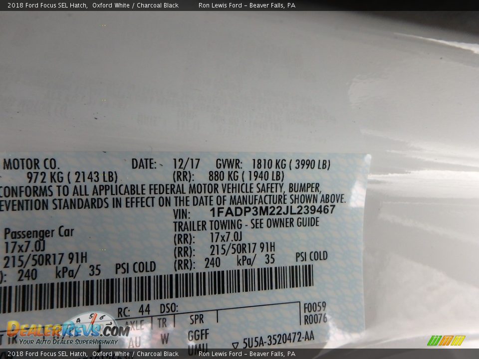 2018 Ford Focus SEL Hatch Oxford White / Charcoal Black Photo #15