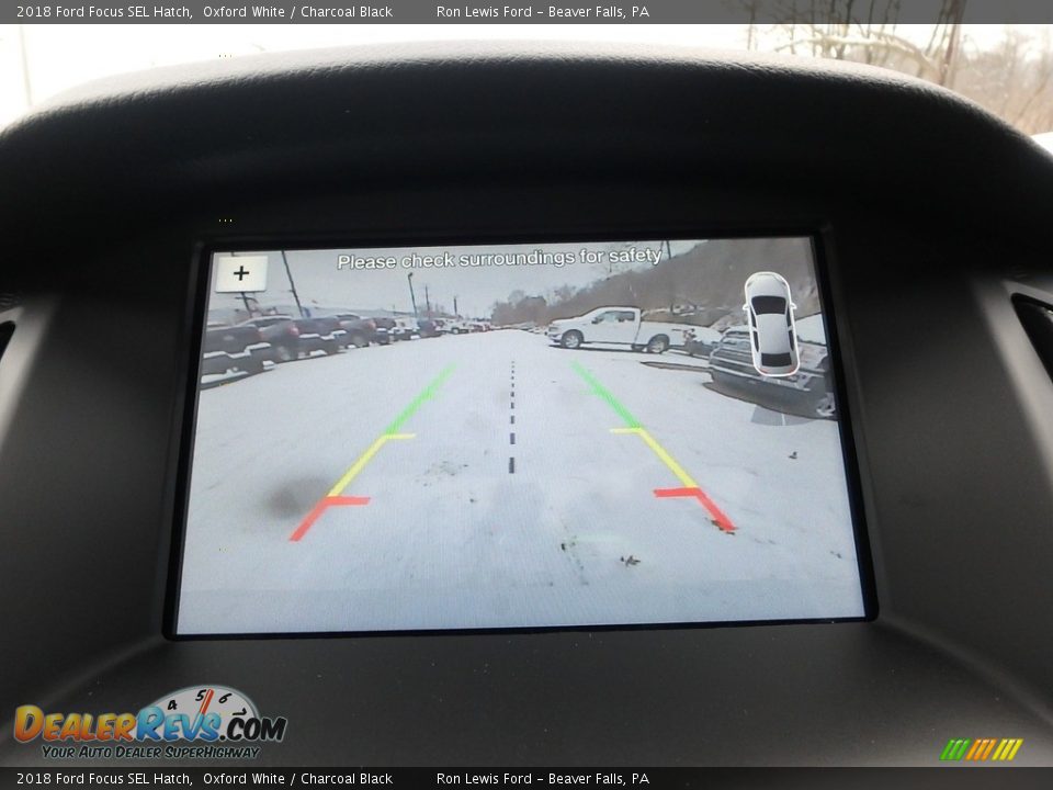 2018 Ford Focus SEL Hatch Oxford White / Charcoal Black Photo #19