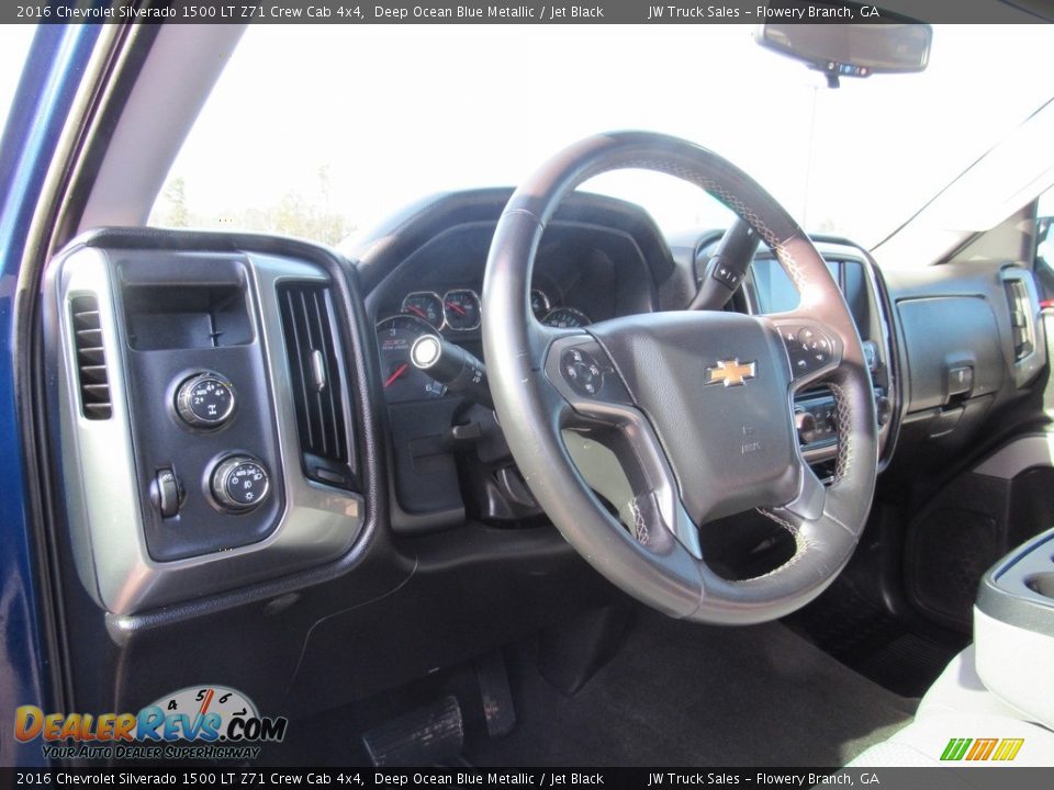 2016 Chevrolet Silverado 1500 LT Z71 Crew Cab 4x4 Deep Ocean Blue Metallic / Jet Black Photo #19