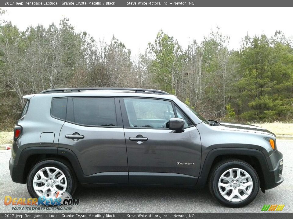 2017 Jeep Renegade Latitude Granite Crystal Metallic / Black Photo #5
