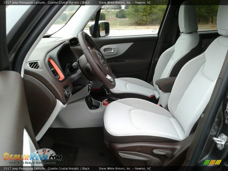 2017 Jeep Renegade Latitude Granite Crystal Metallic / Black Photo #10