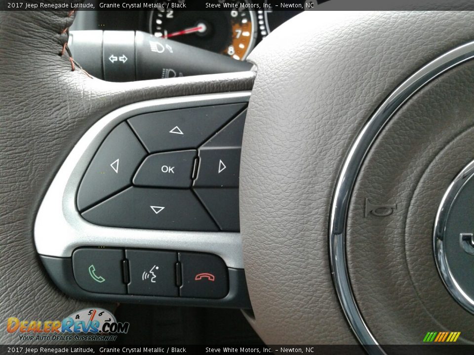 2017 Jeep Renegade Latitude Granite Crystal Metallic / Black Photo #16
