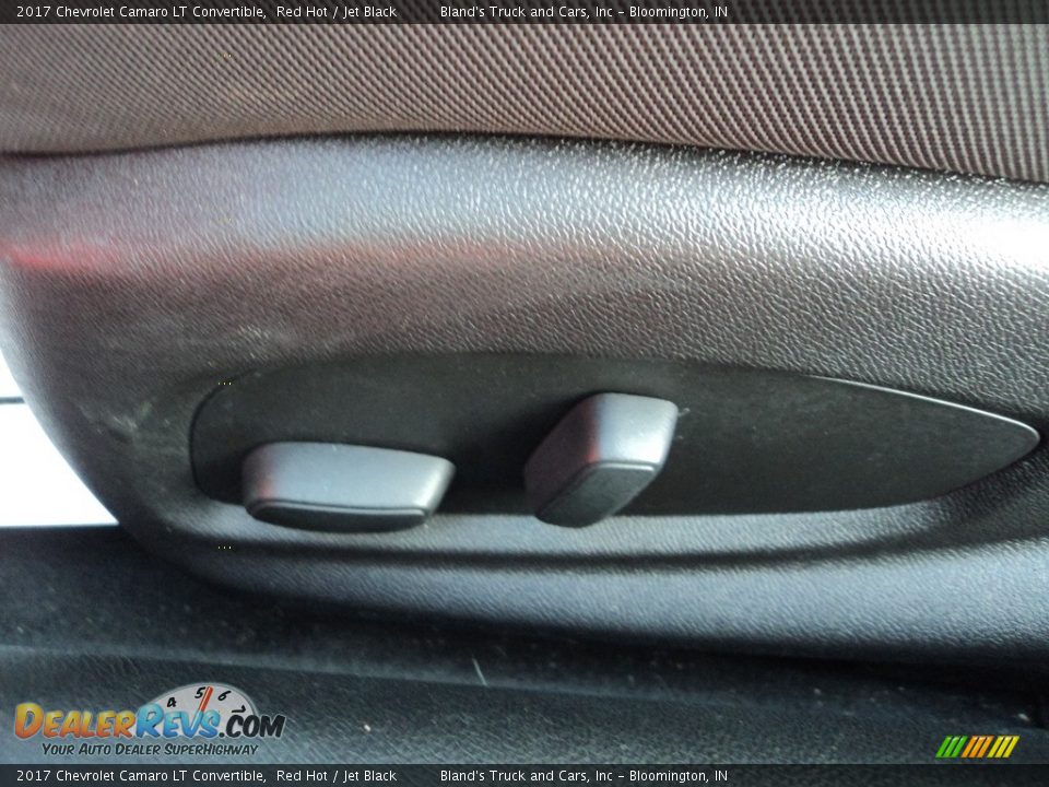 2017 Chevrolet Camaro LT Convertible Red Hot / Jet Black Photo #9