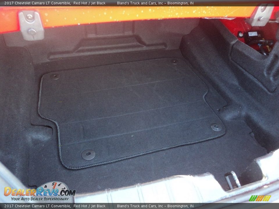2017 Chevrolet Camaro LT Convertible Red Hot / Jet Black Photo #35
