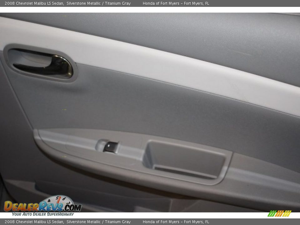 2008 Chevrolet Malibu LS Sedan Silverstone Metallic / Titanium Gray Photo #24