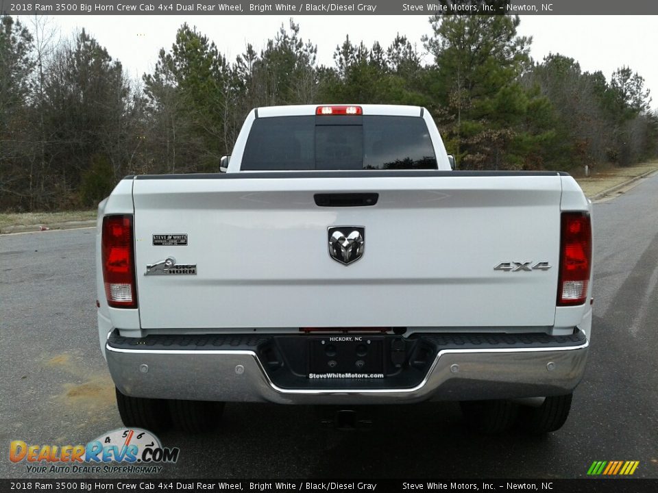 2018 Ram 3500 Big Horn Crew Cab 4x4 Dual Rear Wheel Bright White / Black/Diesel Gray Photo #7