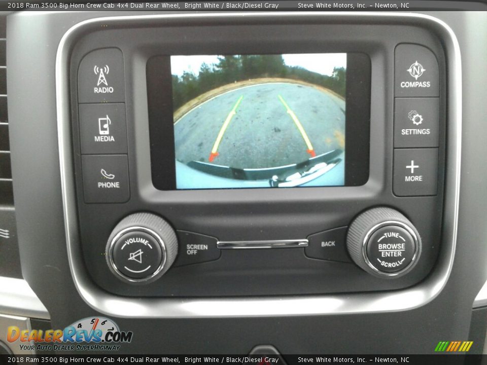 2018 Ram 3500 Big Horn Crew Cab 4x4 Dual Rear Wheel Bright White / Black/Diesel Gray Photo #21