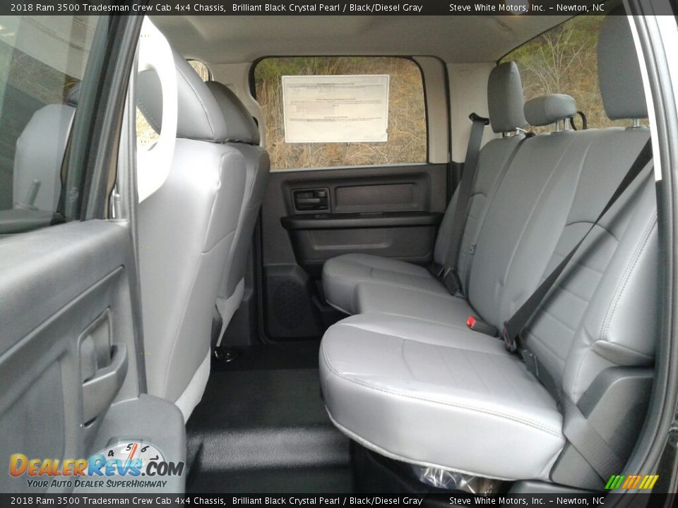 2018 Ram 3500 Tradesman Crew Cab 4x4 Chassis Brilliant Black Crystal Pearl / Black/Diesel Gray Photo #11