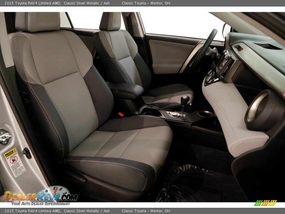 2015 Toyota RAV4 Limited AWD Classic Silver Metallic / Ash Photo #15