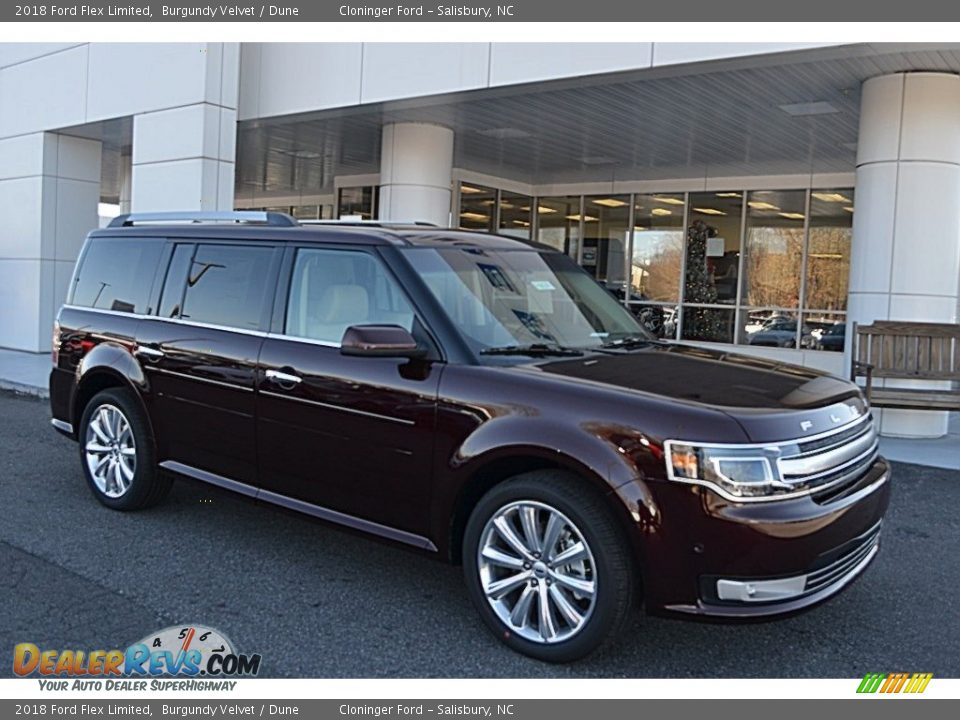 Front 3/4 View of 2018 Ford Flex Limited Photo #1