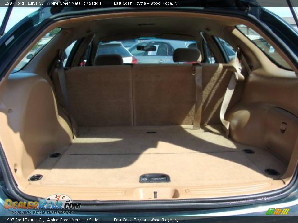 1997 Ford Taurus GL Alpine Green Metallic / Saddle Photo #13