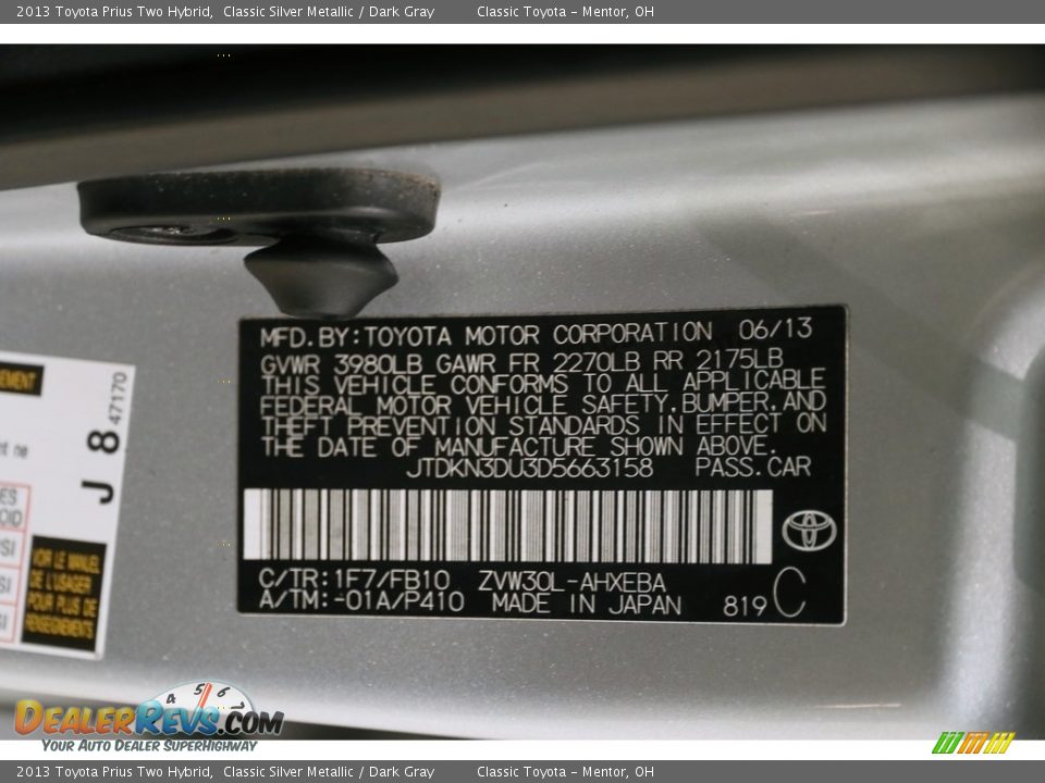 2013 Toyota Prius Two Hybrid Classic Silver Metallic / Dark Gray Photo #21