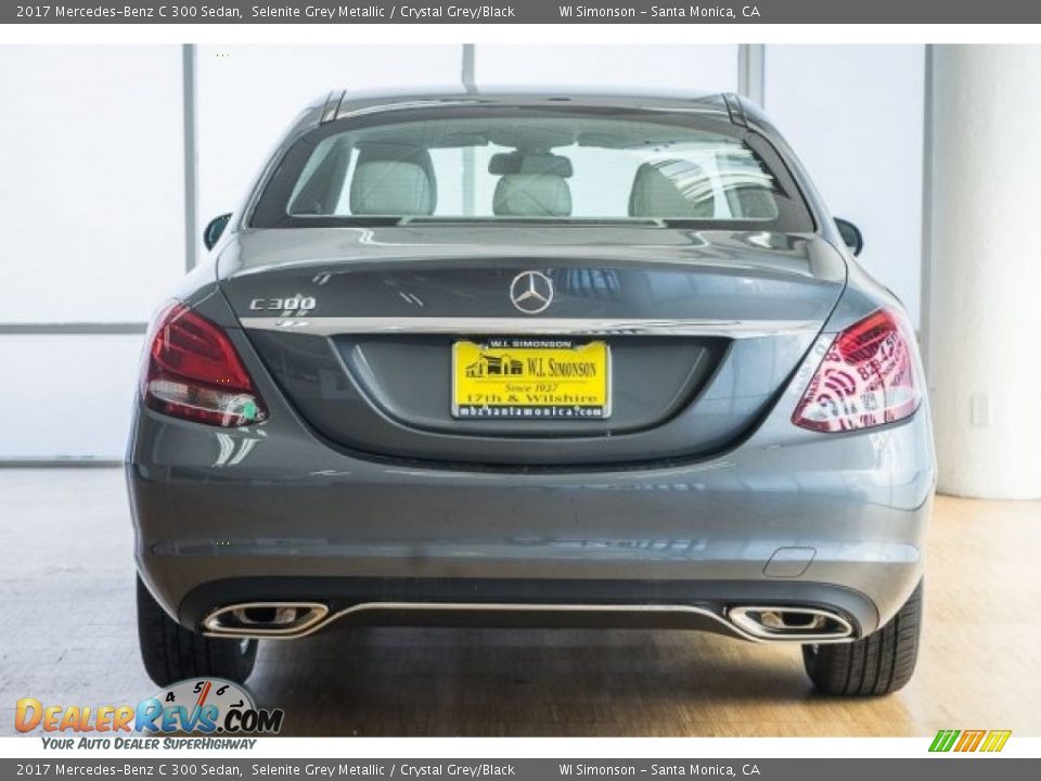 2017 Mercedes-Benz C 300 Sedan Selenite Grey Metallic / Crystal Grey/Black Photo #4