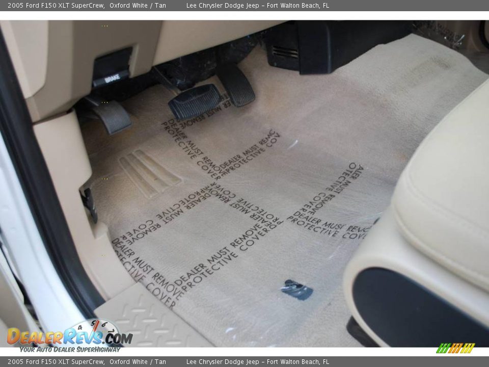 2005 Ford F150 XLT SuperCrew Oxford White / Tan Photo #6