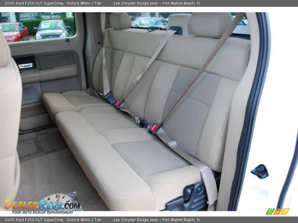 2005 Ford F150 XLT SuperCrew Oxford White / Tan Photo #11