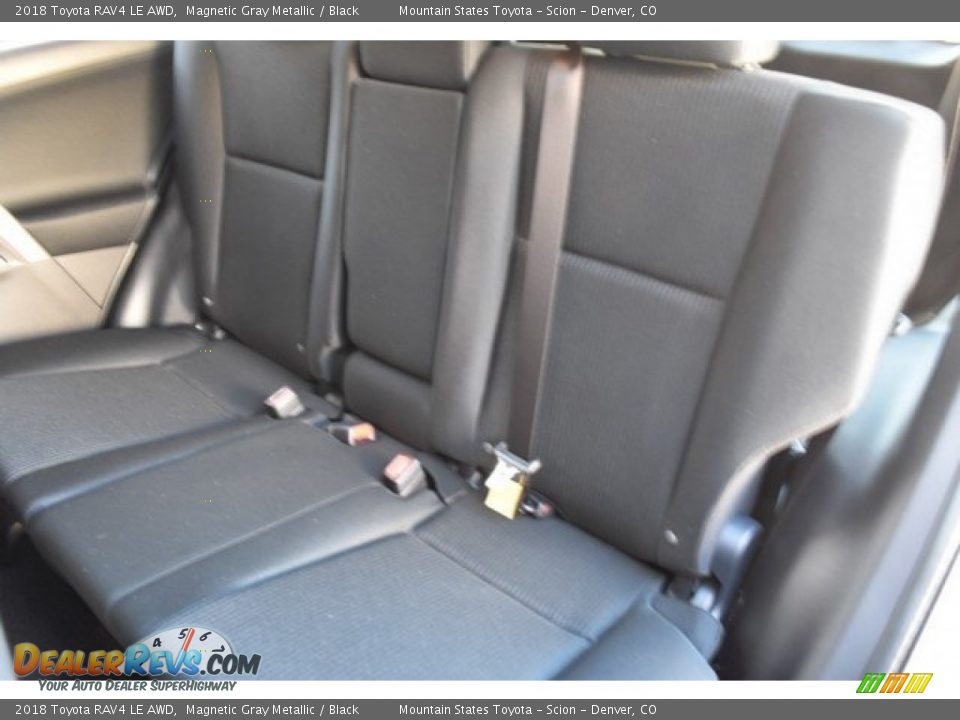 2018 Toyota RAV4 LE AWD Magnetic Gray Metallic / Black Photo #7