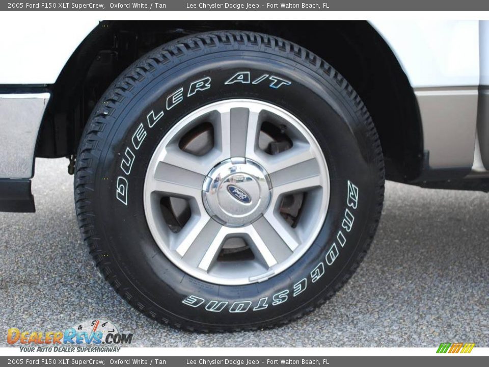 2005 Ford F150 XLT SuperCrew Oxford White / Tan Photo #18