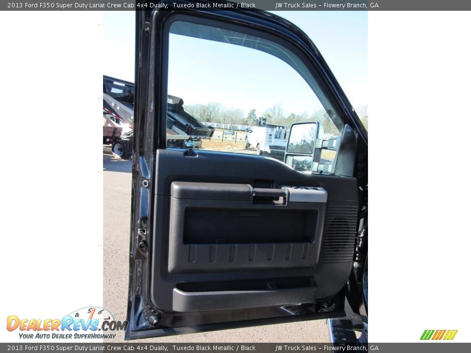2013 Ford F350 Super Duty Lariat Crew Cab 4x4 Dually Tuxedo Black Metallic / Black Photo #12