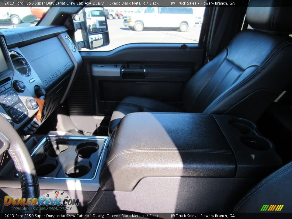 2013 Ford F350 Super Duty Lariat Crew Cab 4x4 Dually Tuxedo Black Metallic / Black Photo #24